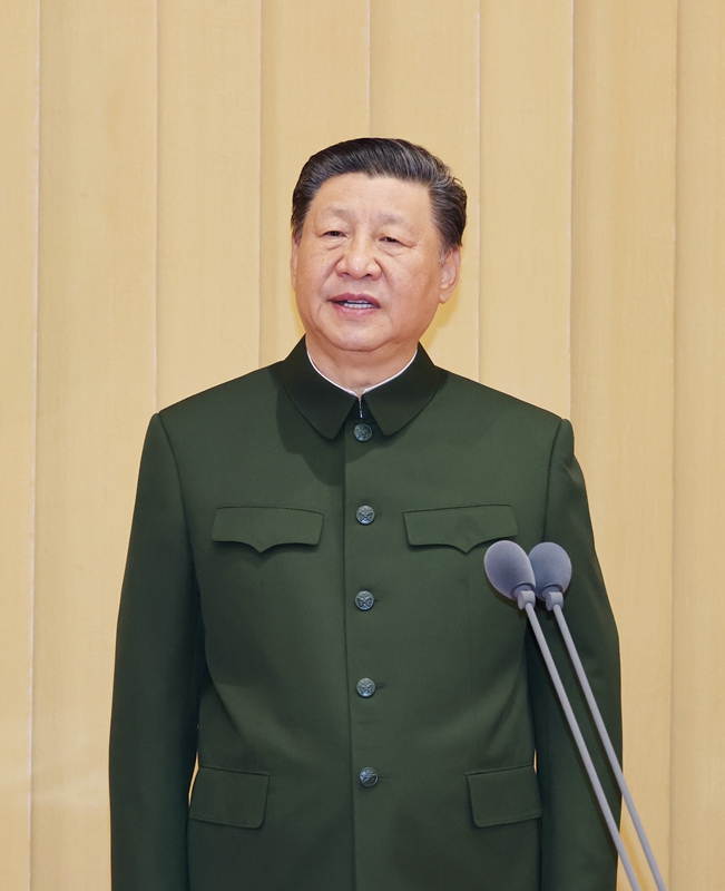 4月19日,中國人民解放軍信息支援部隊成立大會在北京八一大樓隆重舉行。中共中央總書記、國家主席、中央軍委主席習近平向信息支援部隊授予軍旗并致訓詞。這是習近平致訓詞。
